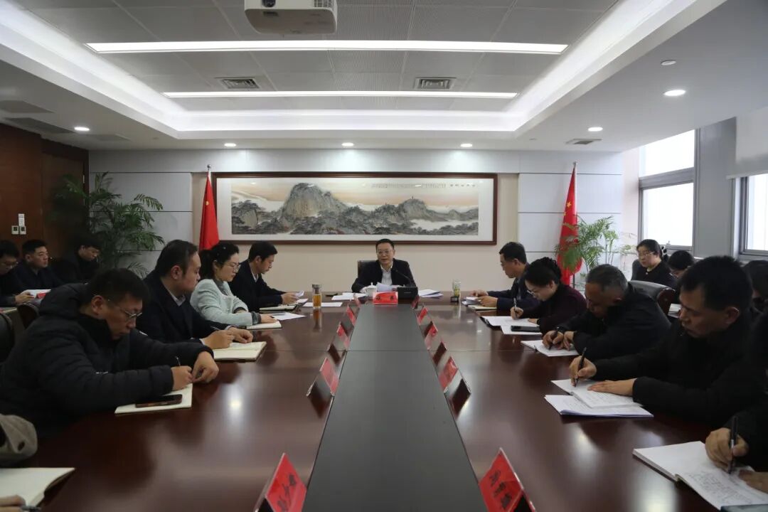 市委统战部传达学习市委八届十二次全会精神