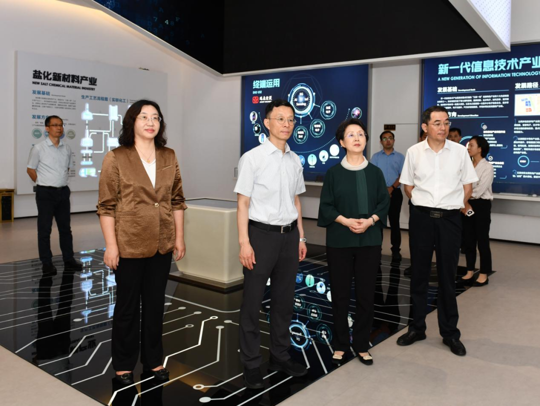 省委统战部副部长夏涛来淮调研港澳台统战工作