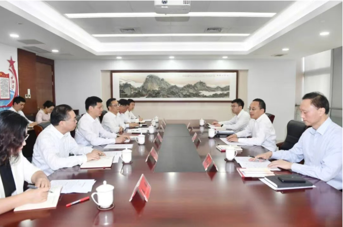 市委书记顾坤调研统战工作